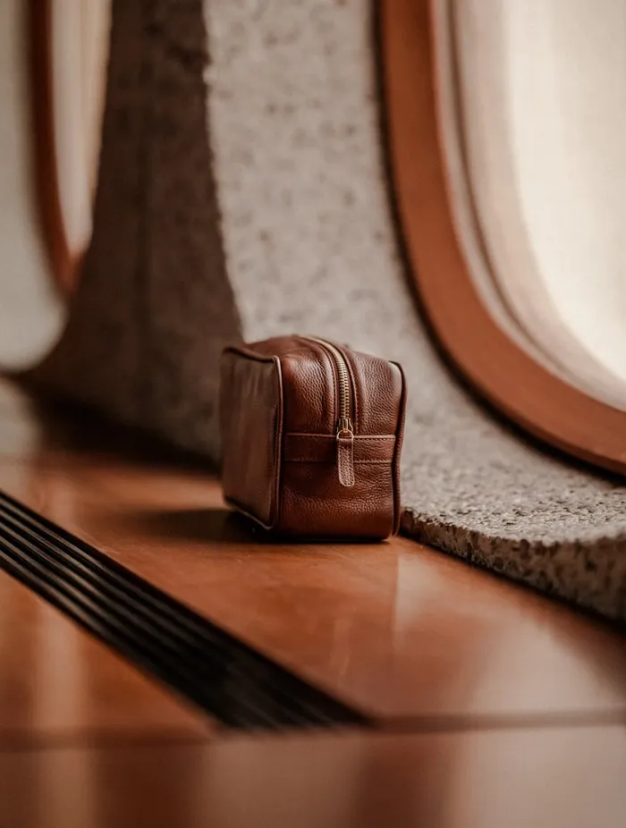 Amalfi Bourbon Men Bobbies Toiletry Bags Amalfi Bourbon Men Bobbies Toiletry Bags