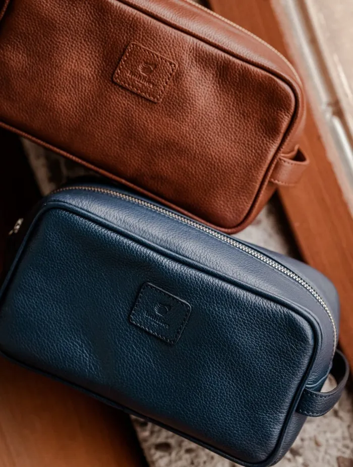 Amalfi Bourbon Men Bobbies Toiletry Bags Amalfi Bourbon Men Bobbies Toiletry Bags