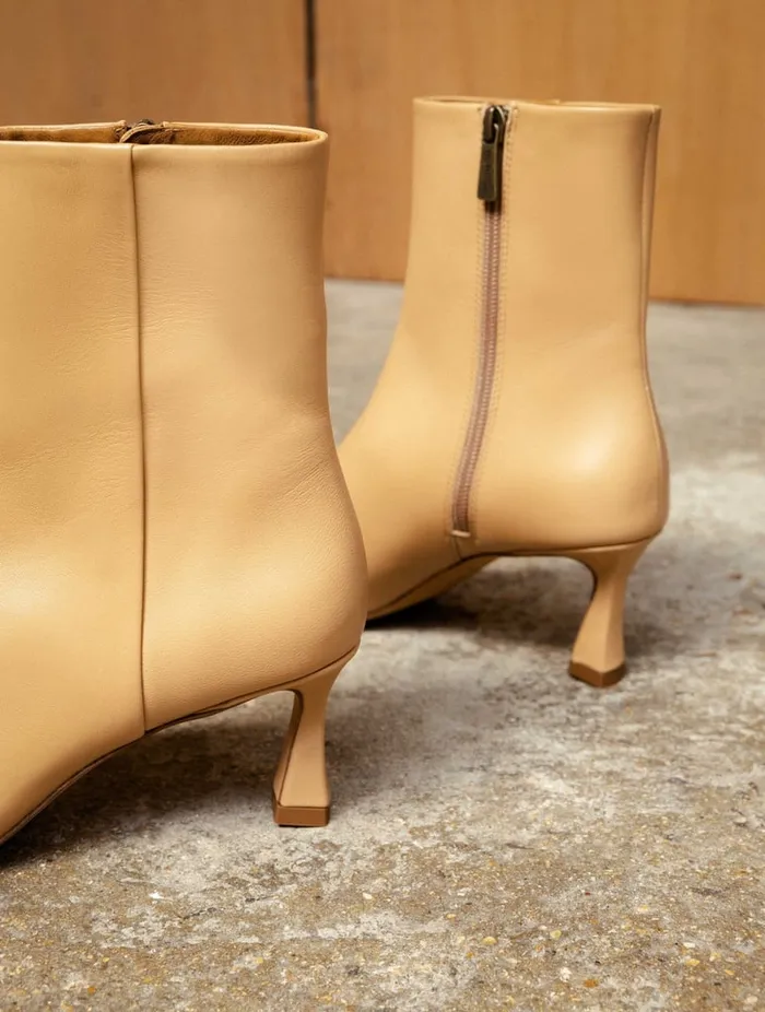 Audrey Toffee Women Bobbies Ankle Boots