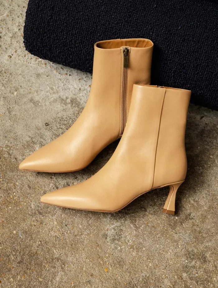 Audrey Toffee Women Bobbies Ankle Boots