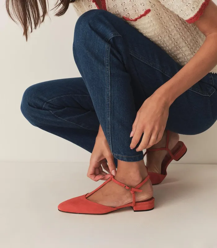 DEN Cristina TStrap Flat Fuego Suede Women Shoes DEN Cristina TStrap Flat Fuego Suede Women Shoes