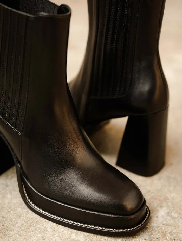 Deva Passion Black Women Bobbies Platforms and Clogs