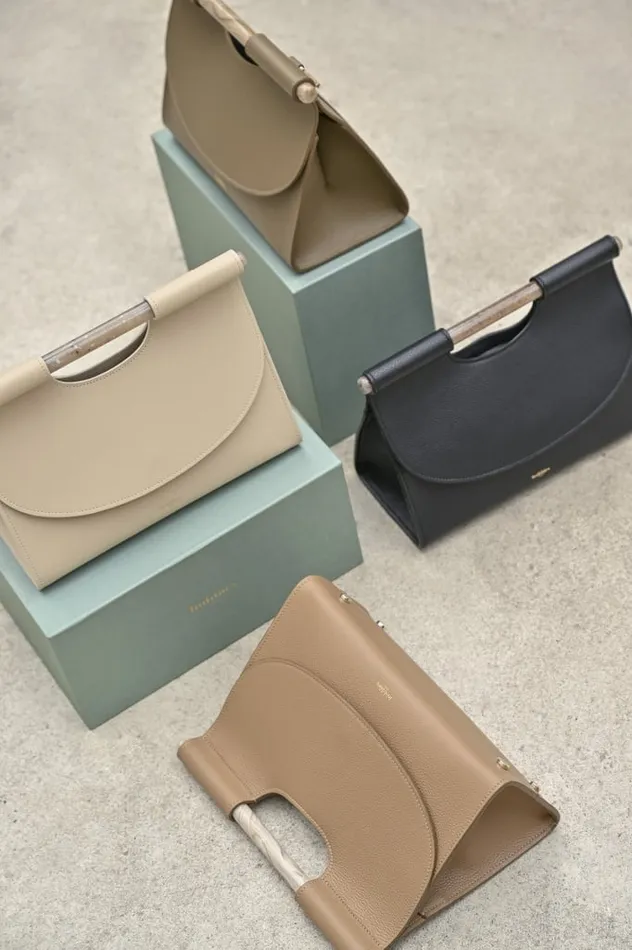 Grand Ancne Beige Women Bobbies Bags