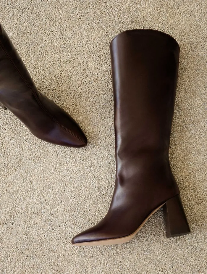 Indie Irish Coffee Women Bobbies Knee High Boots