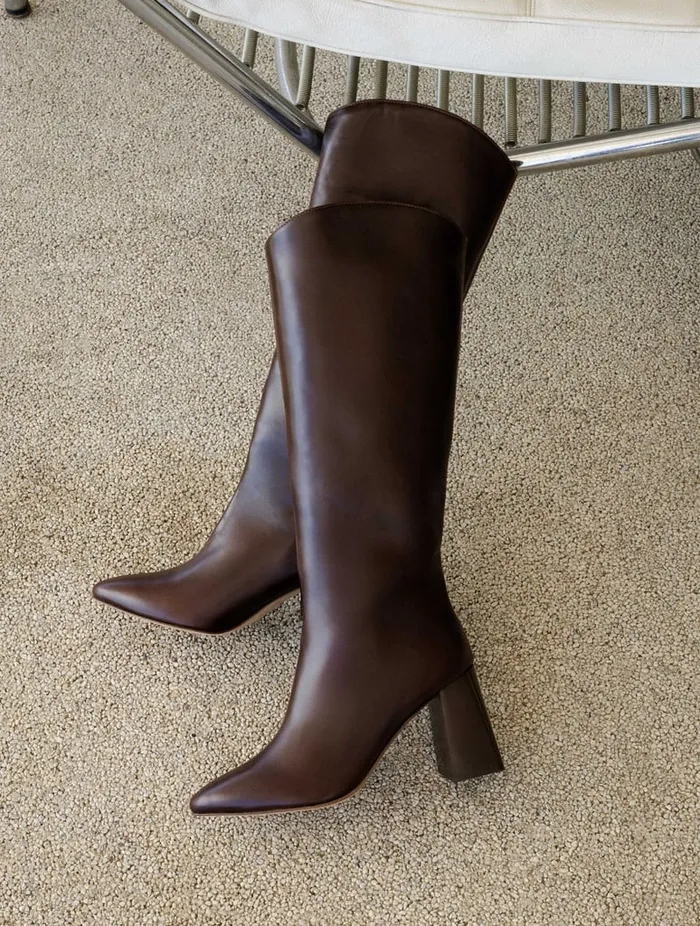 Indie Irish Coffee Women Bobbies Knee High Boots
