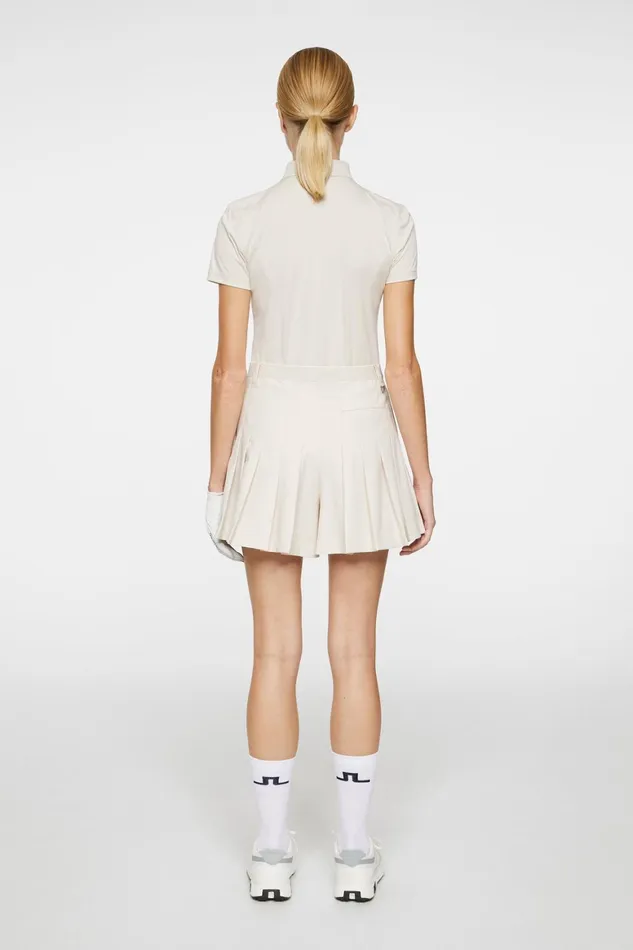 JLindeberg Arella Pleated Shorts Women Shorts