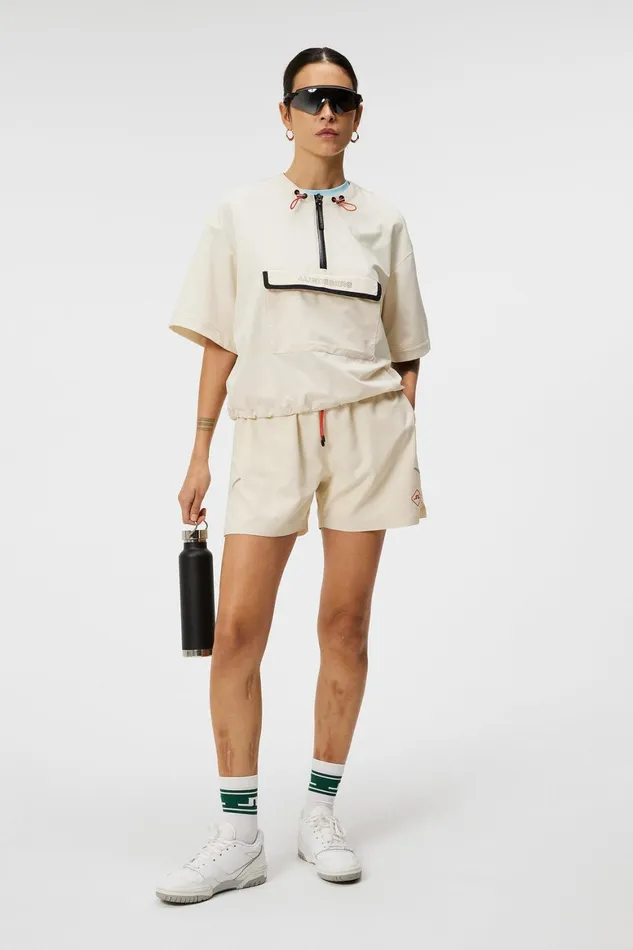 JLindeberg Chrisann Short Sleeve Pullover Women Base and Mid Layers