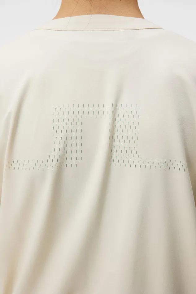 JLindeberg Chrisann Short Sleeve Pullover Women Base and Mid Layers