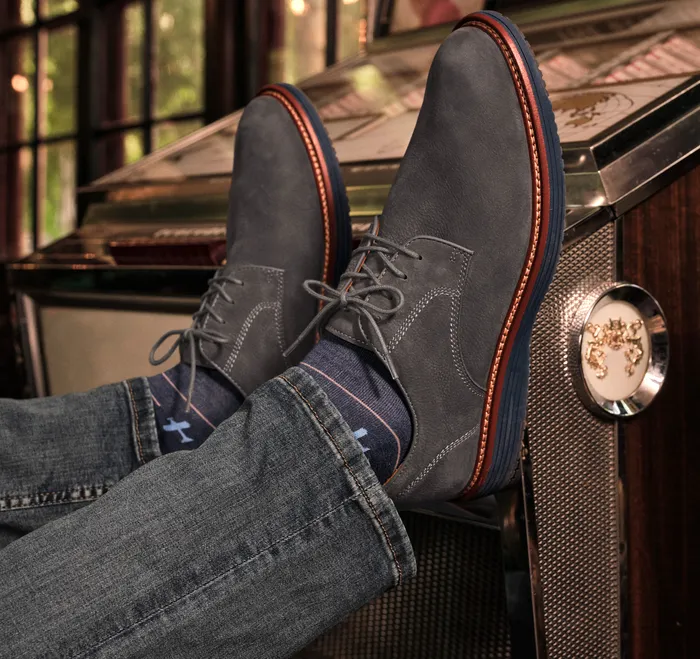 Johnston and Murphy Upton Plain Toe Gray Nubuck Men LaceUps