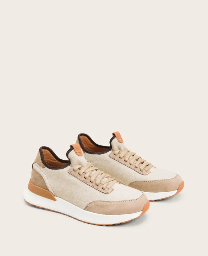 Kenneth Cole Sneakers Men GENTLE SOULS 8211 Laurence Stretch Lightweight Jogger Beige Kenneth Cole Sneakers Men GENTLE SOULS 8211 Laurence Stretch Lightweight Jogger Beige