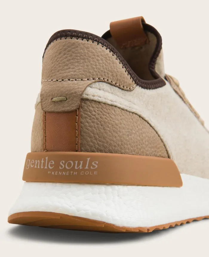 Kenneth Cole Sneakers Men GENTLE SOULS 8211 Laurence Stretch Lightweight Jogger Beige Kenneth Cole Sneakers Men GENTLE SOULS 8211 Laurence Stretch Lightweight Jogger Beige