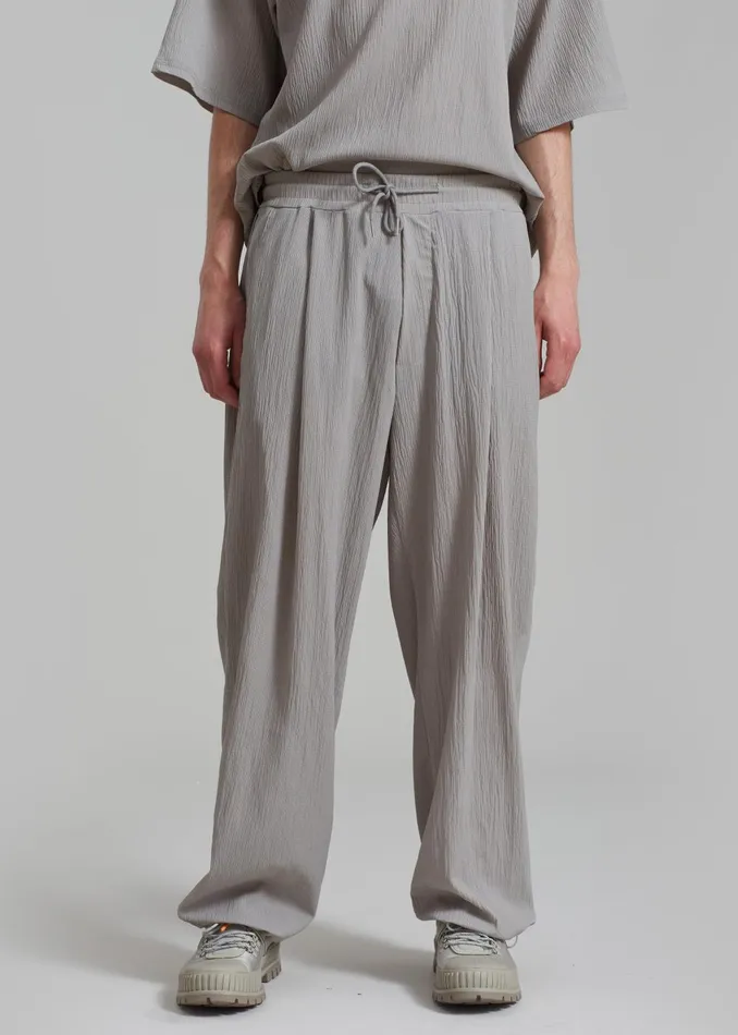 Men Eliott Crinkle Pants 8211 Grey The Frankie Shop Bottoms