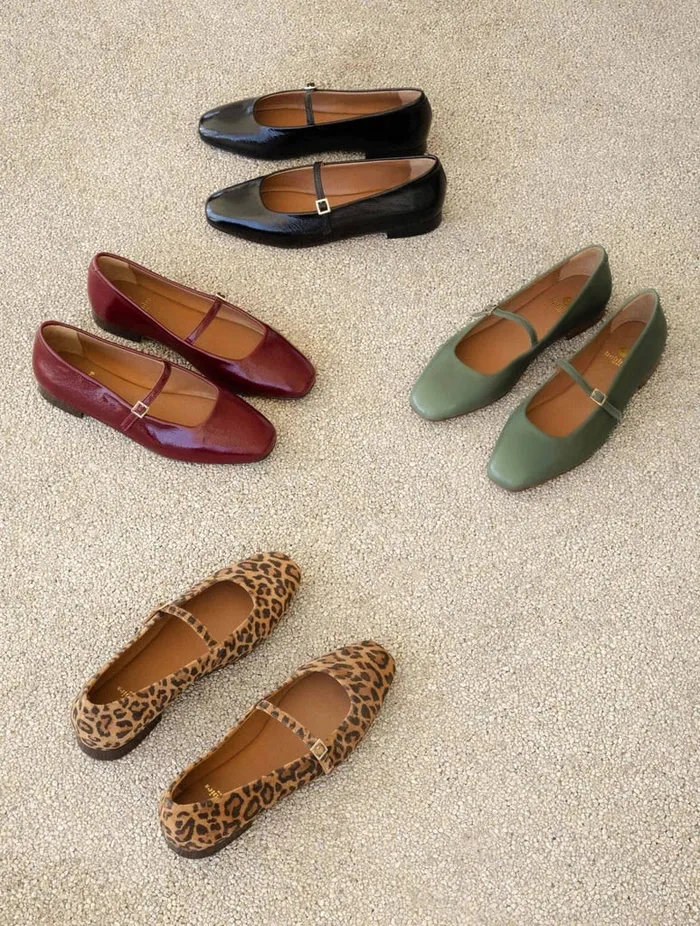Mikie Verdana Women Bobbies Ballet Flats