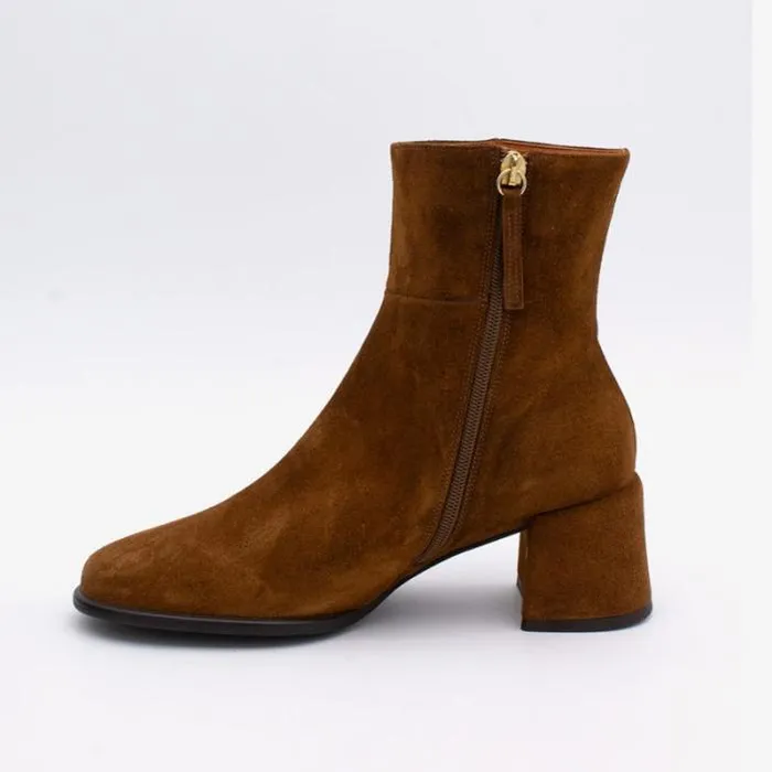 ngel Alarcn Boots And Booties Woman YTIMIA 8211 Split Leather Ankle Boots With Rounded Toe Wide Heel And Zipper