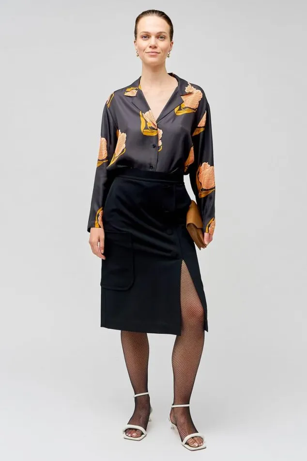 Oroton Tops Linear Tulip Print Long Sleeve Camp Shirt Black 8211 Women