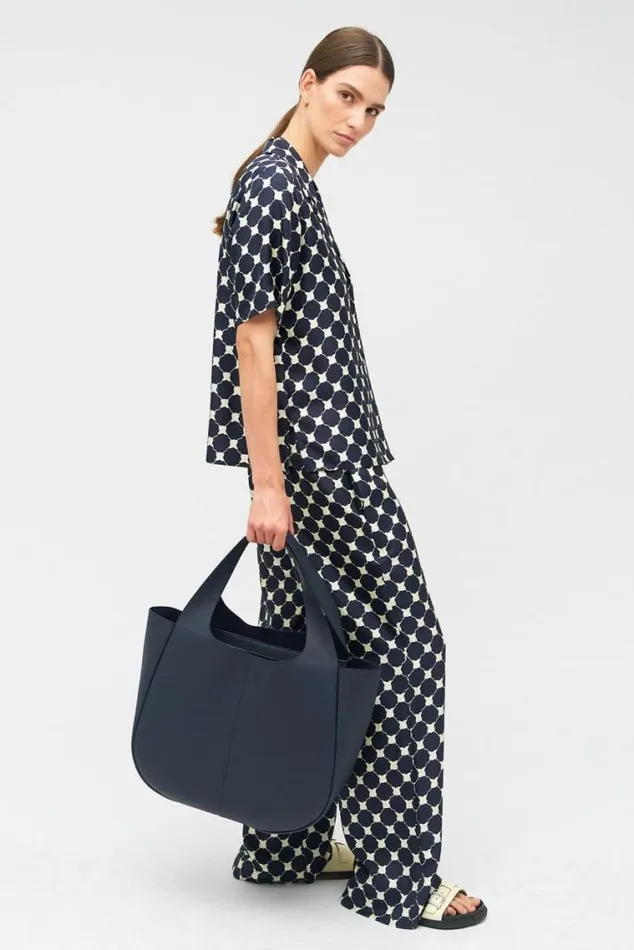 Oroton Work Emilia Large Tote North Sea 8211 Women