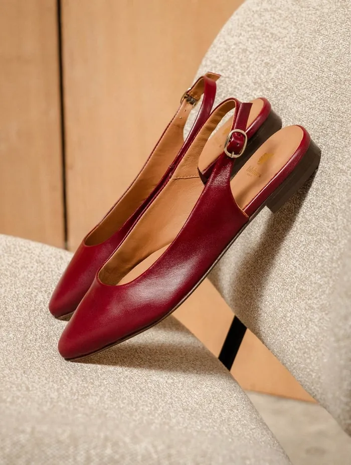 Paige Garnet Women Bobbies Ballet Flats
