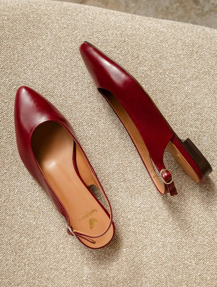 Paige Garnet Women Bobbies Ballet Flats