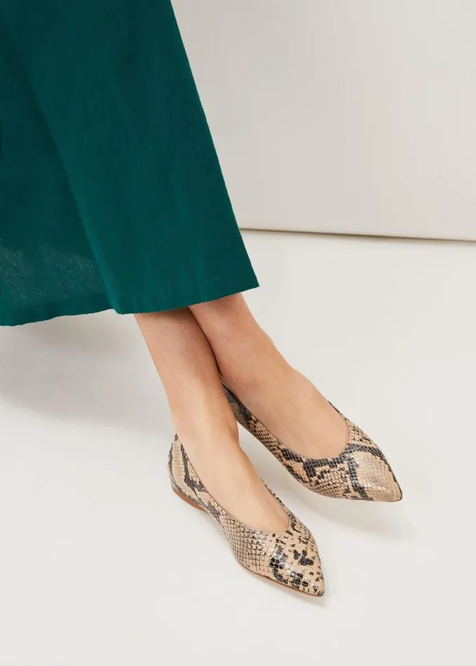 Phase Eight Animal Print Pump Snake Women Flats