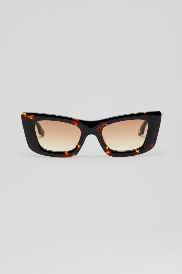 Scanlan Theodore ST ANGULAR CAT SUNGLASSES TORTSHELL Women Eyewear Scanlan Theodore ST ANGULAR CAT SUNGLASSES TORTSHELL Women Eyewear