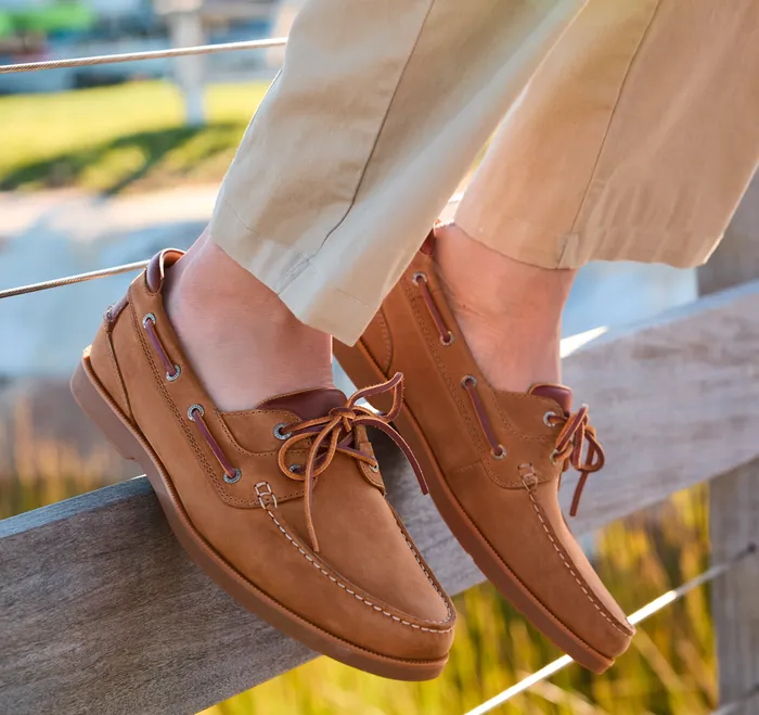 SlipOns and Loafers Johnston and Murphy Men Ventura 2Eye Boat Shoe Tan Full Grain