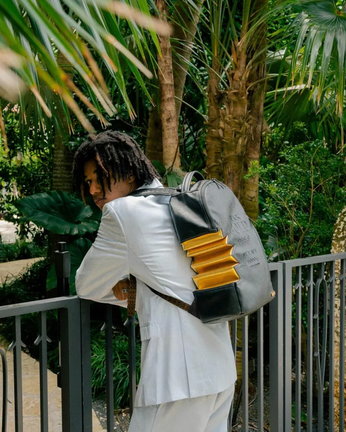 SPRAYGROUND Backpacks Ai3 SHARK BITE BLACK GOLD BACKPACK DLXV 8211 Universal SPRAYGROUND Backpacks Ai3 SHARK BITE BLACK GOLD BACKPACK DLXV 8211 Universal