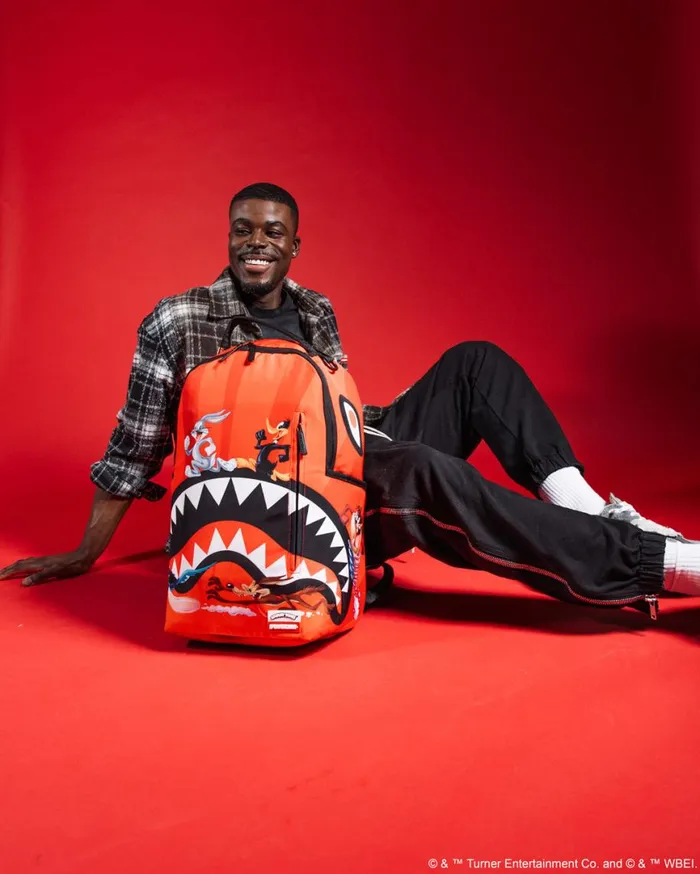 SPRAYGROUND Backpacks LOONEY TUNES SHARK RUN DLXSR BACKPACK 8211 Universal SPRAYGROUND Backpacks LOONEY TUNES SHARK RUN DLXSR BACKPACK 8211 Universal