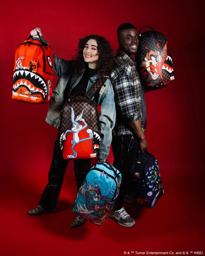 SPRAYGROUND Backpacks LOONEY TUNES SHARK RUN DLXSR BACKPACK 8211 Universal SPRAYGROUND Backpacks LOONEY TUNES SHARK RUN DLXSR BACKPACK 8211 Universal
