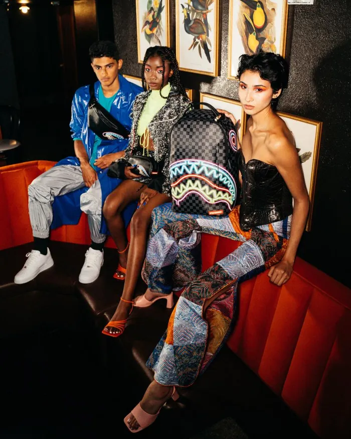 SPRAYGROUND Backpacks SHARKS IN PARIS GLOW BACKPACK DLXV 8211 Universal