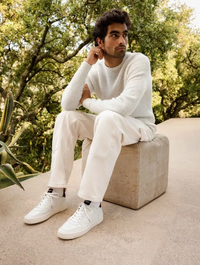 Travis Off White and Turkish Coffee Men Bobbies Sneakers Travis Off White and Turkish Coffee Men Bobbies Sneakers