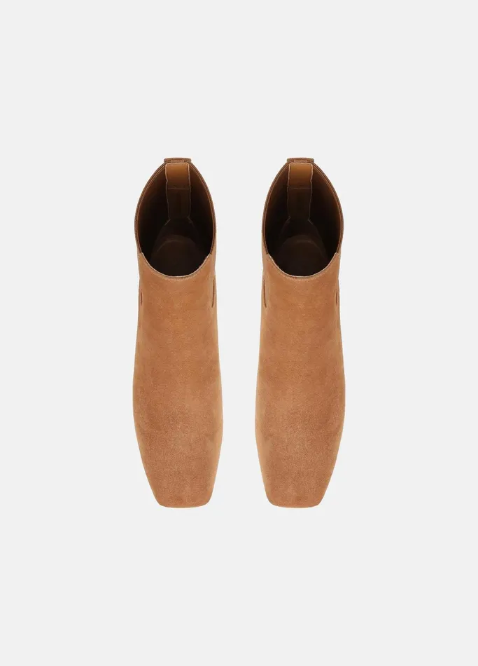 Vince Boots Women Kimmy Suede Boot Tan