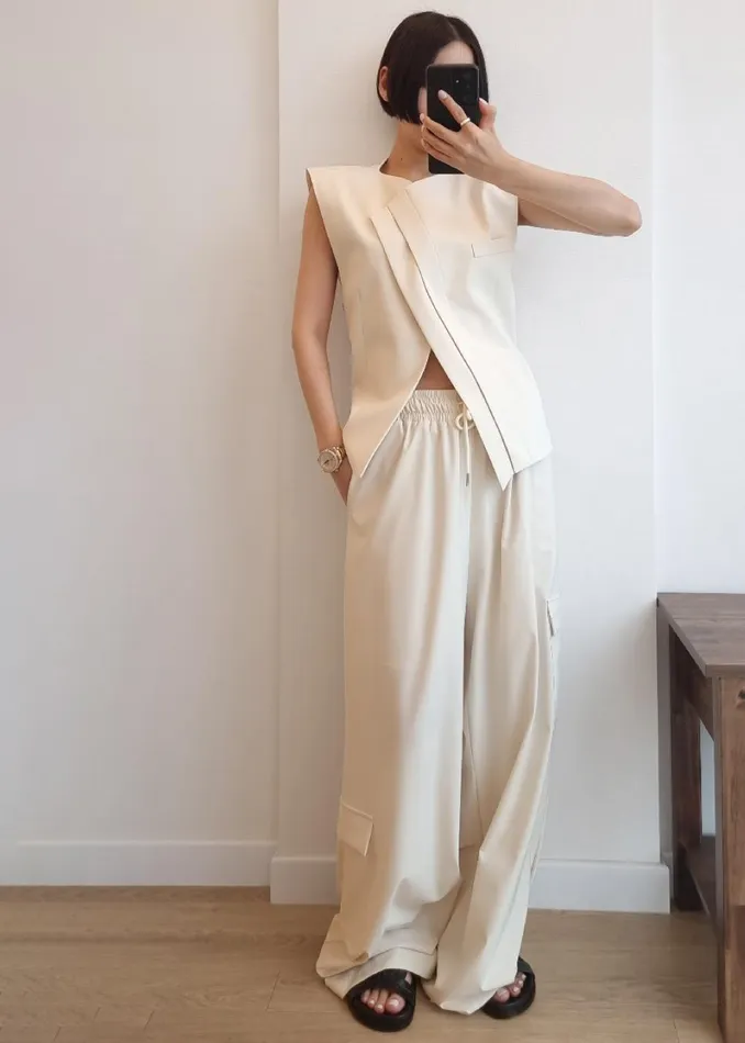 Women Ashton Cross Vest 8211 Cream The Frankie Shop Outerwear