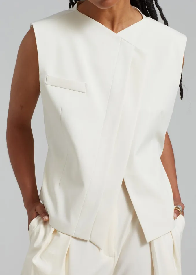 Women Ashton Cross Vest 8211 Cream The Frankie Shop Outerwear