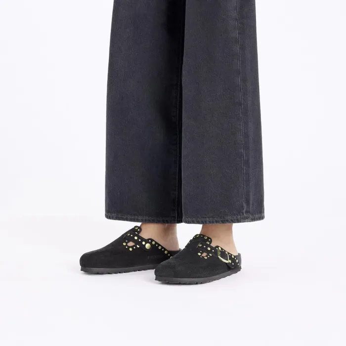 Women Birkenstock Clogs Boston Rivets Black