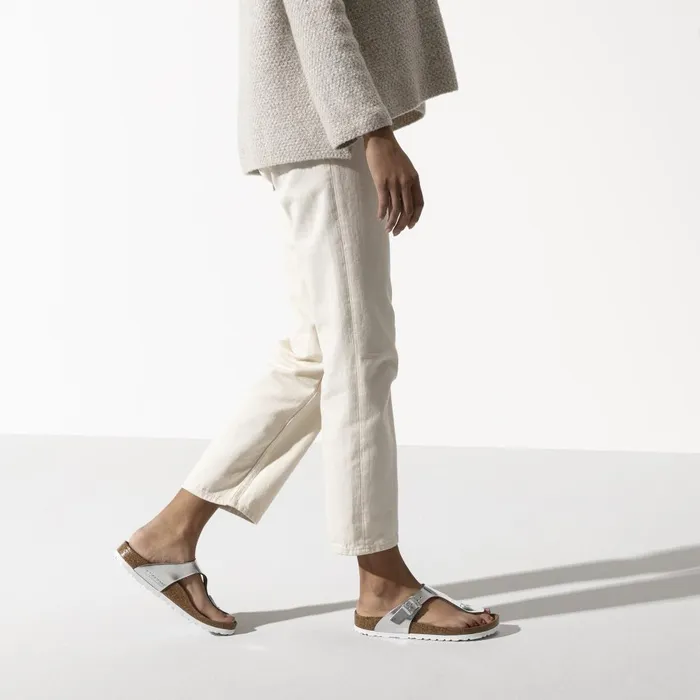 Women Birkenstock Thong Gizeh Soft Footbed Metallic Silver
