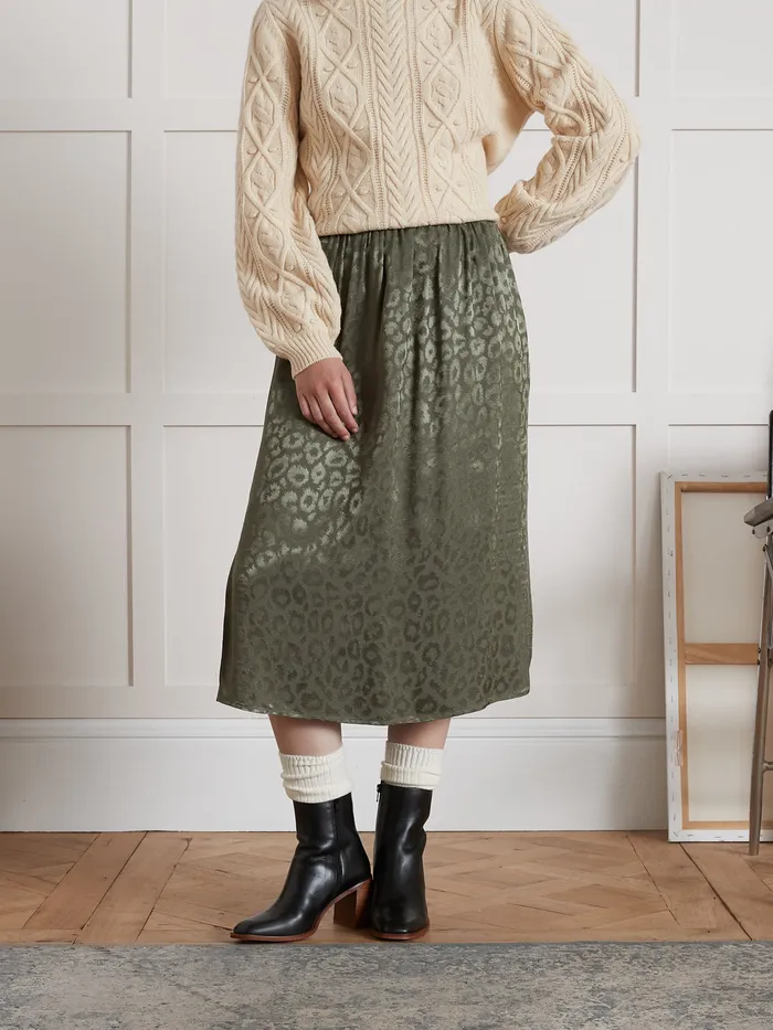 Women Cyrillus Clothing Leopard Jacquard MidLength Skirt Kaki