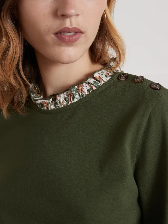 Women Cyrillus Clothing Organic Cotton TShirt With Collar Made With Liberty Fabric Vert Chasse