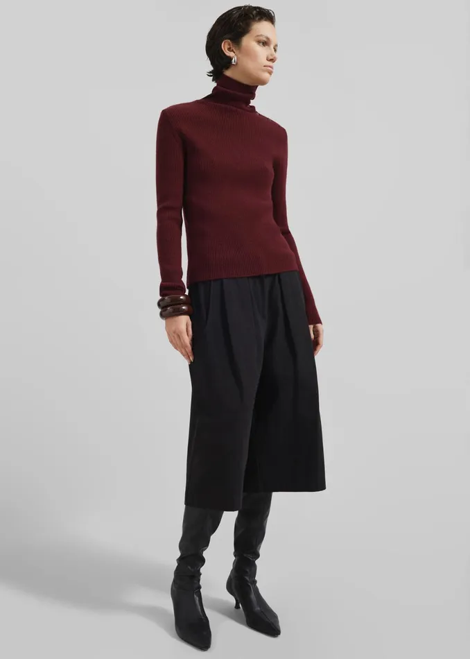 Women Devar Turtleneck Sweater 8211 Burgundy The Frankie Shop Knitwear