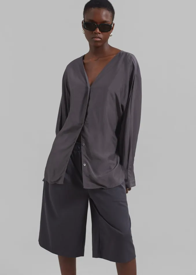 Women Finley Blouse 8211 Charcoal The Frankie Shop Tops