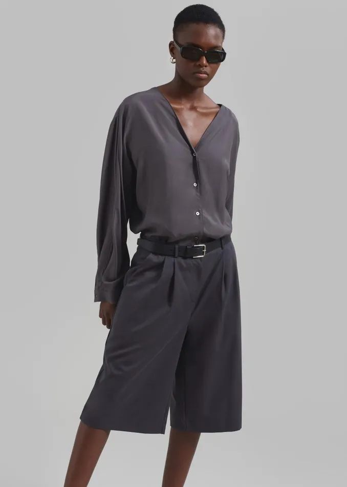 Women Finley Blouse 8211 Charcoal The Frankie Shop Tops