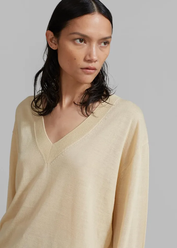 Women Juro VNeck Knit 8211 Butter The Frankie Shop Knitwear