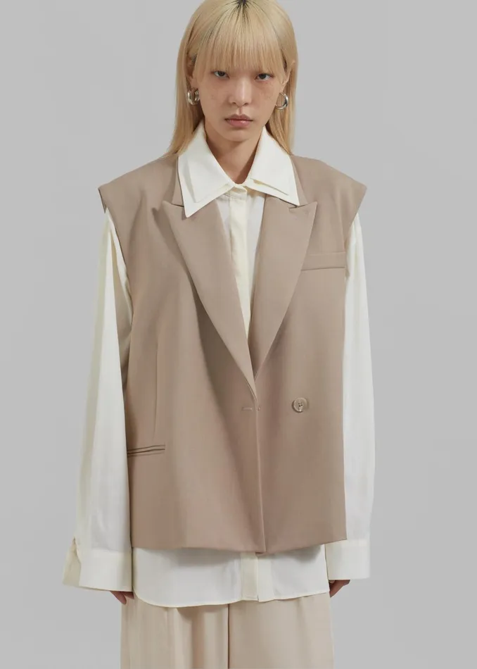 Women Kace Boxy Vest 8211 Beige The Frankie Shop Outerwear
