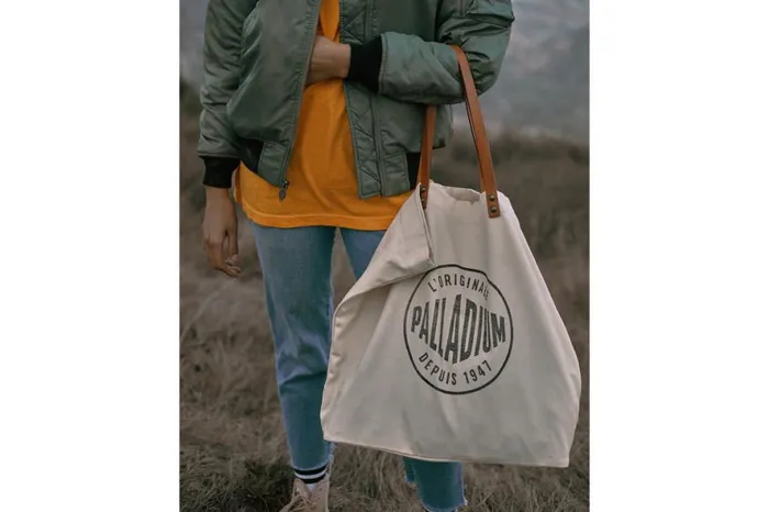 WomenMen ROUND LOGO TOTE BAG Ivory PALLADIUM Bags WomenMen ROUND LOGO TOTE BAG Ivory PALLADIUM Bags
