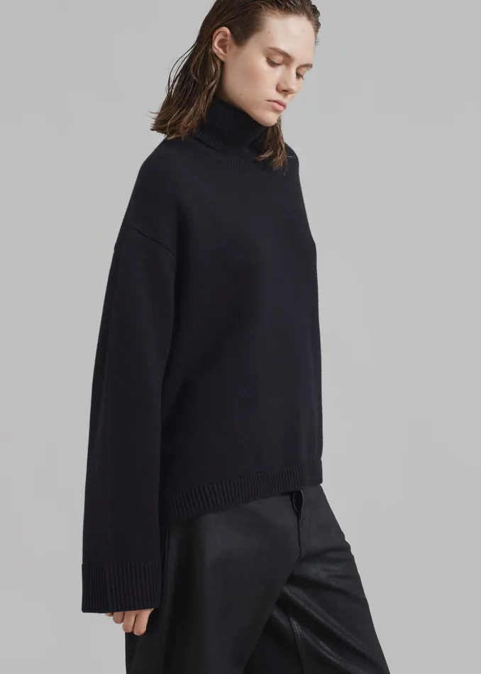 Women Rhea Trapeze Turtleneck 8211 Black The Frankie Shop Knitwear