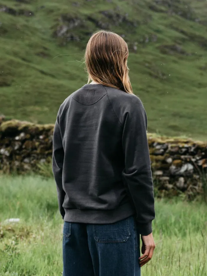 Women Serpentine Sweatshirt Raven Black Finisterre Sweatshirts