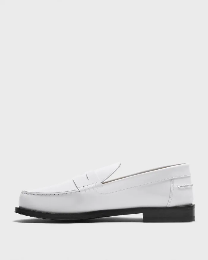Women Shoes Theory City Loafer In Leather White