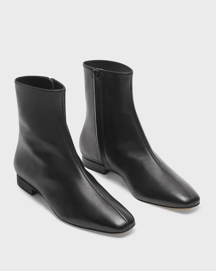 Women Shoes Theory Zip Bootie In Leather Black
