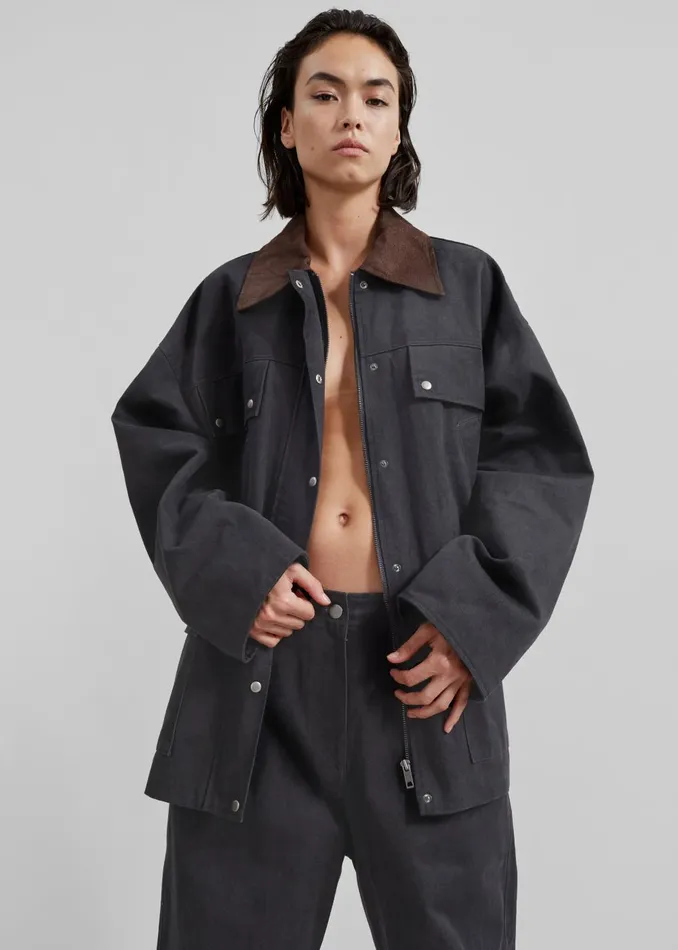 Women Stevan Contrast Collar Cargo Jacket 8211 Charcoal The Frankie Shop Outerwear