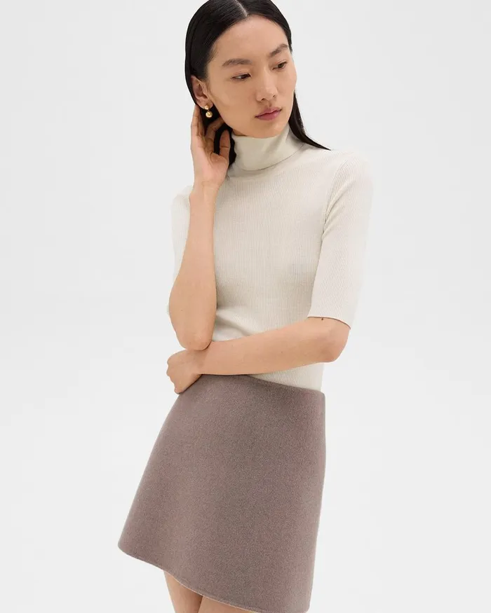 Women Sweaters Cardigans Theory Leenda ShortSleeve Turtleneck In Regal Wool New Ivory