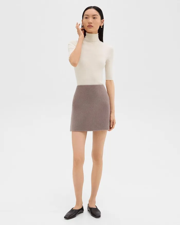 Women Sweaters Cardigans Theory Leenda ShortSleeve Turtleneck In Regal Wool New Ivory